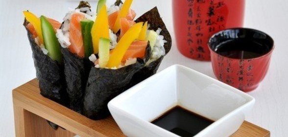 Темаки суши (суши-кулечки)