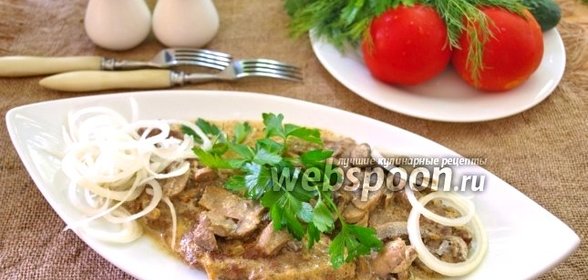 Люля-кебаб с моцареллой в сливочно-грибном соусе