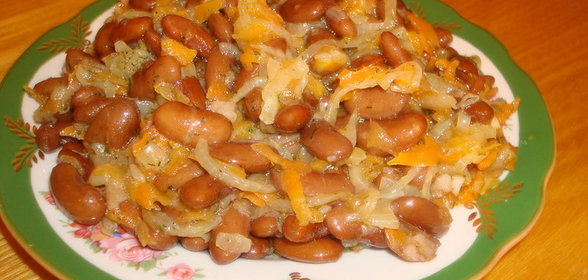 Тушеная фасоль