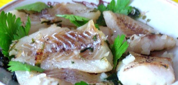 Рыбное филе с зеленью