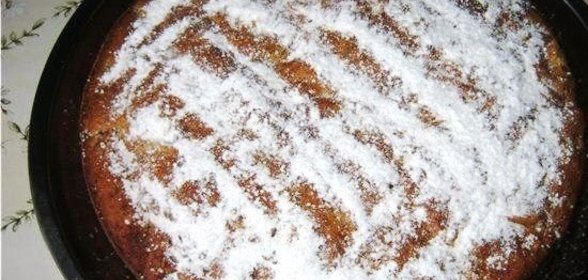 Постный пирог с грушами и овсяными хлопьями