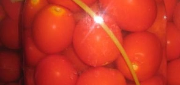 Томаты консервированные