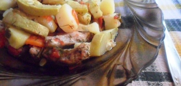 Овощное рагу со свининой Прованс в мультиварке