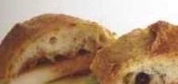 Сэндвичи с грушей и сыром