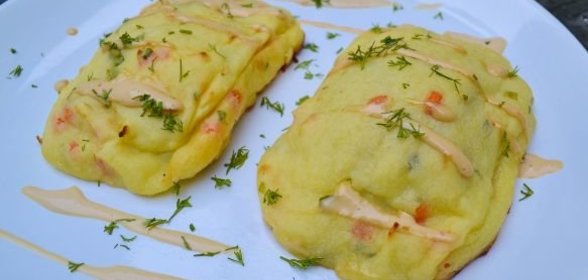 Дорада, запеченная с грибами и сыром