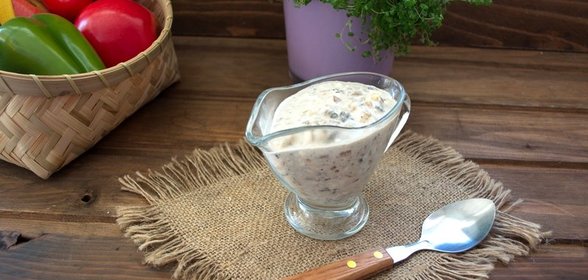 Соус с грибами и сыром