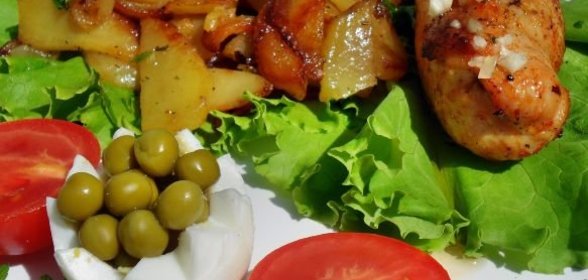 Оладьи из смоленских круп с вареньем