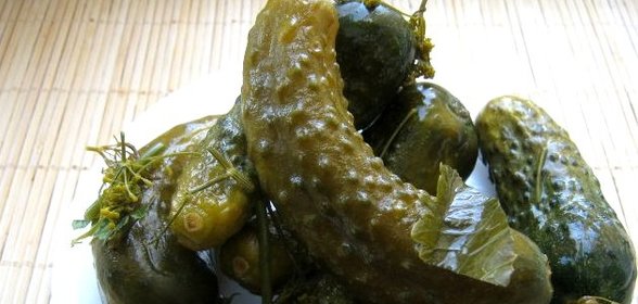Острые огурчики на зиму