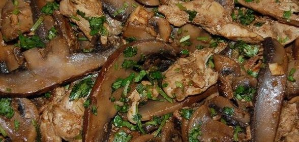 Тушоные грибы с грудинкой