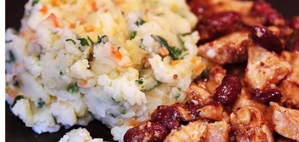 Котлеты капустные со сметаной