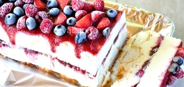 Замороженный творожный торт с белым шоколадом