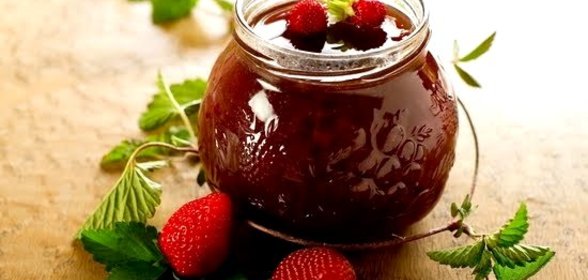 Желе из клубники на зиму