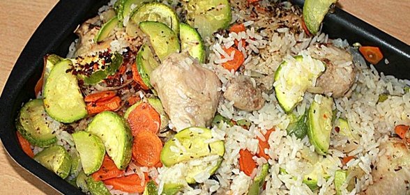 Рис с кабачками и курицей