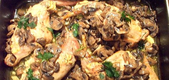 Кролик с грибами