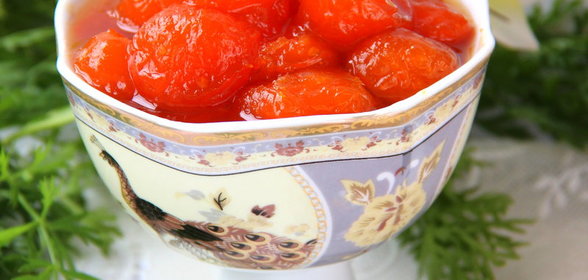 Варенье Сюрприз в банке из желтых помидоров