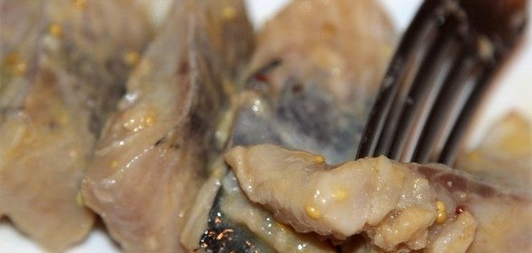 Сельдь в горчичной заливке
