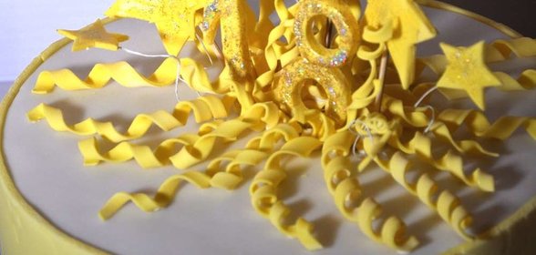 Торт 18 лет или бисквит за 8 минут
