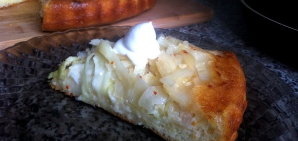 Быстрый капустный пирог со сливочным маслом