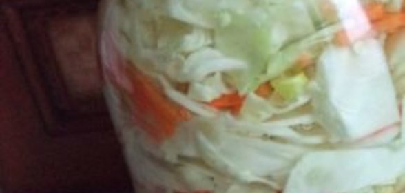 Капуста в быстром маринаде острая