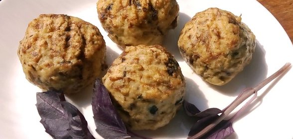 Котлеты из куриного фарша с шампиньонами в духовке