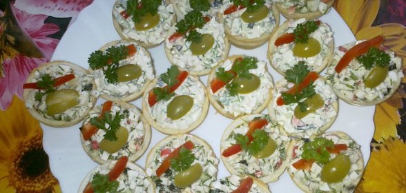 Морковный рулет с творожной начинкой