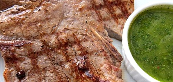 Стейк с соусом Сальса-Верде