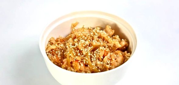 Чесночный рис с курицей