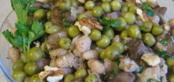 Горошек с гренками