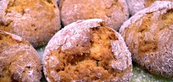 Печенье с джемом из айвы