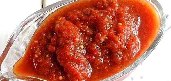 Аджика пикантная, ароматная