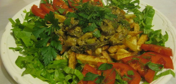 Тушеные грибы с курицей