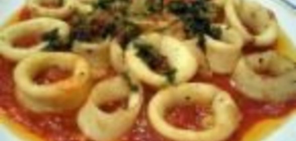 кальмары по быстрому в томатном масле