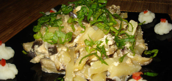 Картофель с баклажанами в сливках