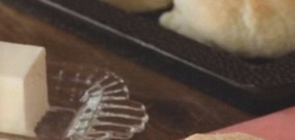 Желе с консервированными персиками