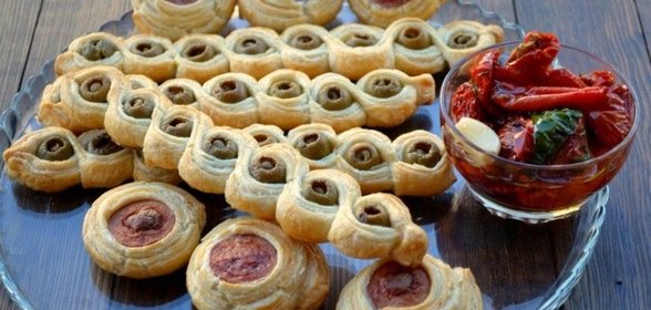 Пикантные палочки и колечки