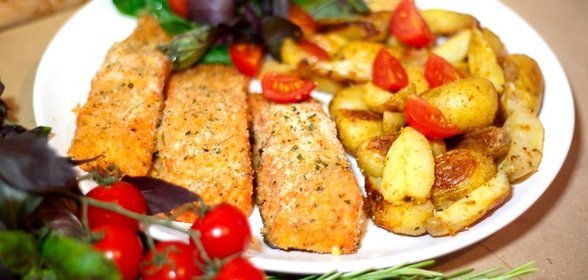 Панированная радужная форель