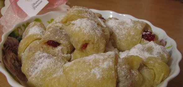 Рогалики с повидлом