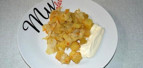 Тушеная картошка с пекинской капустой