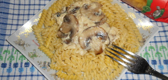 Фузилли Borges с грибным соусом