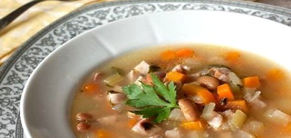 Суп с консервированной фасолью