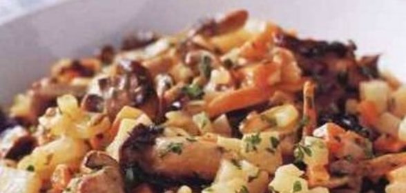 Жареные грибы с корнеплодами