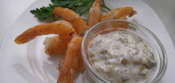 Креветки гриль и сацики с каперсами