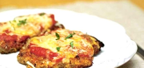 Эскалопы из свинины с овощами и сыром