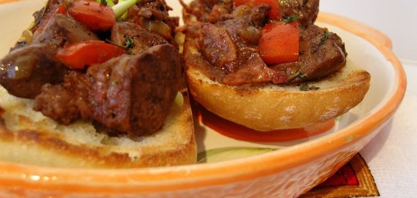 Тосты с куриной печенью