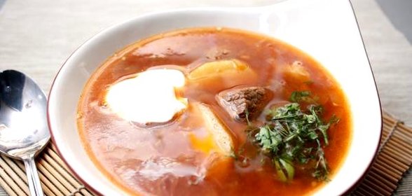 Суп из говядины с тмином