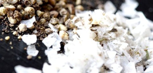 Четверговая (черная) соль