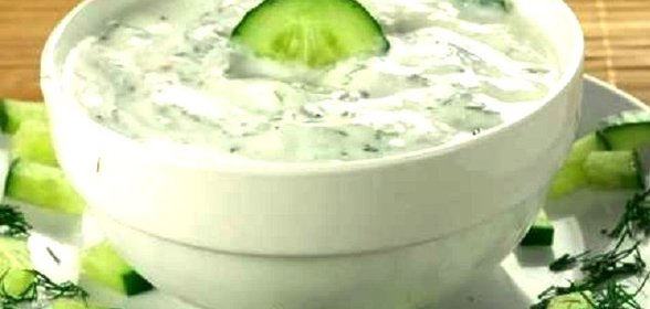 Cоус Тартар из свежих огурцов