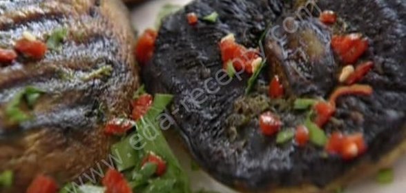 Жареные грибы с петрушкой и лимоном