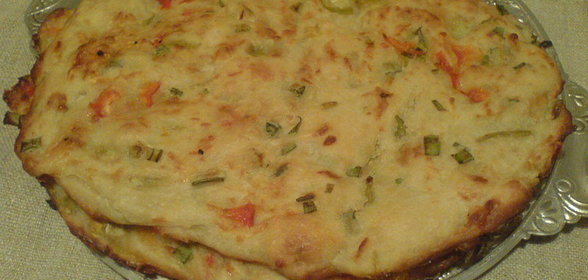Фокачча с сыром, сладким перцем и зелёным луком
