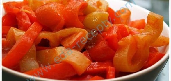 Лечо из болгарского перца с томатной пастой на зиму